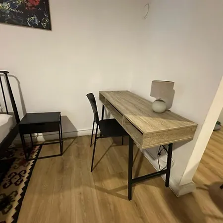 Apartment Marshall